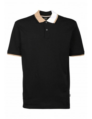 Polo BOSS noir ouvre sa boutique