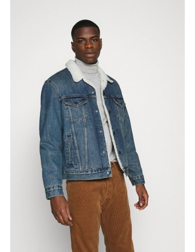 Veste fourrée Sherpa Levi's® bleue en jean Découvrez la collection