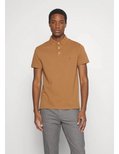 Polo Tommy Hilfiger ajusté marron en coton bio stretch votre restaurant rapide dans 